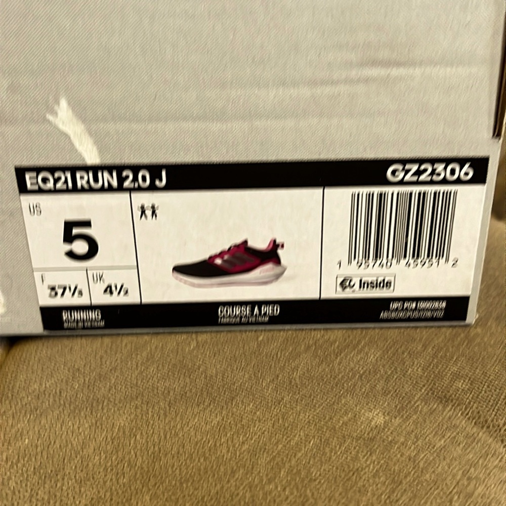 NWT Adidas Bounce EQ21 Run 2,0 Women’s Sneaker size 5 - Picture 3 of 3